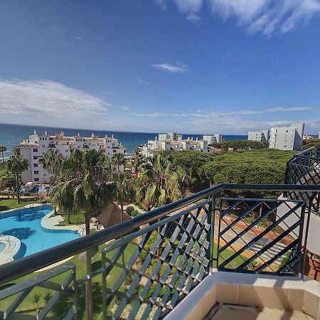 Frontline Beach Penthouse In Mi Capricho Sitio de Calahonda Екстериор снимка
